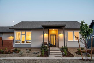 1290 Hagen Way, Ashland, OR 97520