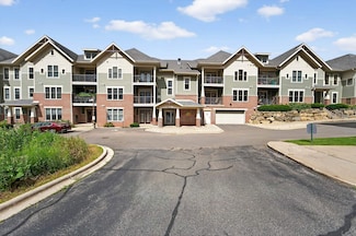 8253 Mayo Dr Unit 304, Madison, WI 53719