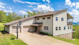 2626 Stewartstown Rd, Morgantown, WV 26508