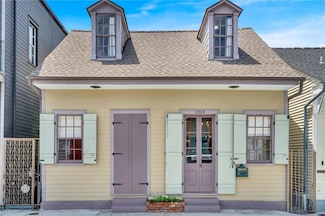 1004 Clouet St, New Orleans, LA 70117