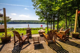 56 Easy St, Litchfield, ME 04350