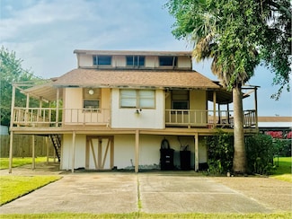 1002 22nd St, Dickinson, TX 77539
