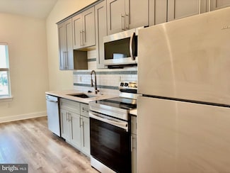 6601 Ridge Ave Unit D, Philadelphia, PA 19128