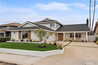 10132 Cynthia Dr, Huntington Beach, CA 92646