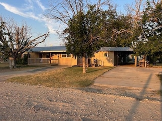 812 Commerce St, Sterling City, TX 76951