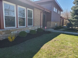 833 Lavergne Ave, Wilmette, IL 60091