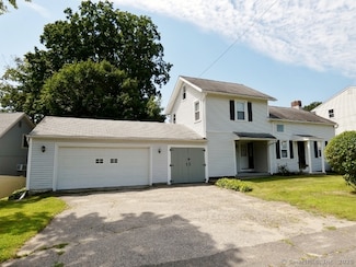 108 Alexander Ave, Waterbury, CT 06705