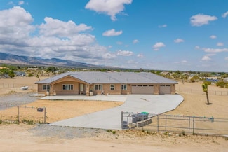11374 Desert View Rd, Pinon Hills, CA 92372
