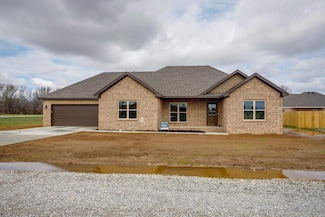 858 Diamond Dr, Walnut Ridge, AR 72476