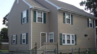 2 Galavotti Ave, Wareham, MA 02571