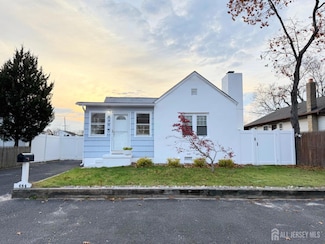 484 Bara St, Brick, NJ 08723