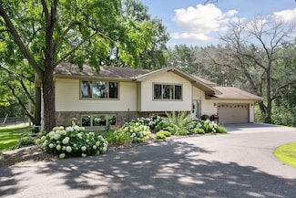 25579 Kettle River Blvd, Wyoming, MN 55092