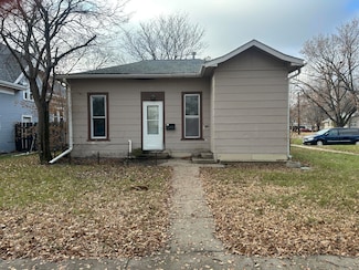 503 Colorado Ave SW, Huron, SD 57350