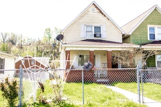 1604 Sycamore St, Kenova, WV 25530