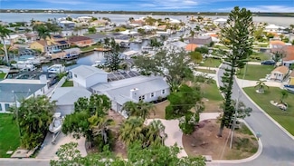 4819 Palmetto Point Dr, Palmetto, FL 34221