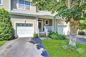 128 Blair Rd, Setauket- East Setauket, NY 11733