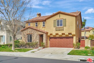 17401 Blue Aspen Ln Unit 30, Canyon Country, CA 91387