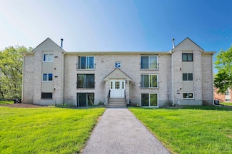 3 Brookside Dr Unit 1, Exeter, NH 03833