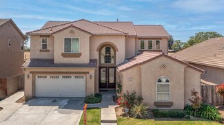 6587 W Wrenwood Ln, Fresno, CA 93723