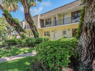 829 Camelia Ln Unit 3, Vero Beach, FL 32963