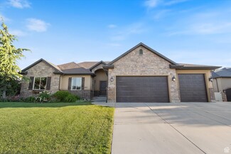 977 W White Wulff Dr, Bluffdale, UT 84065