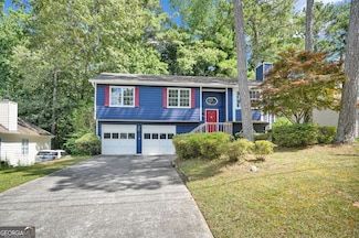 450 Canterbury Ln, Lawrenceville, GA 30046