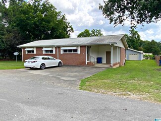 198 Hickory Dr, Oxford, AL 36203