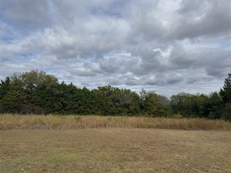 9702 N Haken Dr, Glencoe, OK 74032