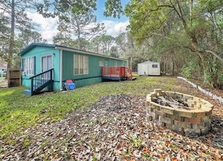 9028 Larker Woods Dr, Navarre, FL 32566