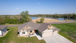 5700 Island Ct, Mitchell, SD 57301