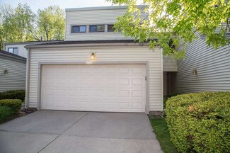 3502 Golfview Dr, Hazel Crest, IL 60429