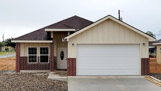511 El Paso Ave, Wickett, TX 79788