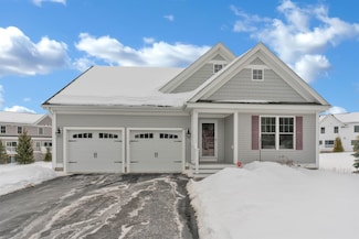 38 Sierra Hill Dr, Dover, NH 03820