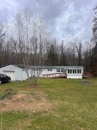 1365 Berme Rd, Kerhonkson, NY 12446