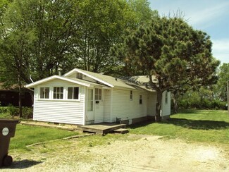 215 W Letchworth St, Rantoul, IL 61866