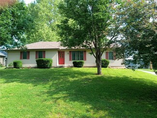 810 Marion St, Leavenworth, KS 66048
