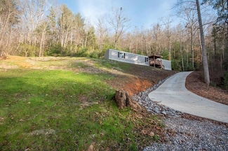 97 Casper Dr, Cullowhee, NC 28723