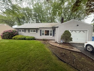 115 Elizabeth Dr, Manchester, CT 06042