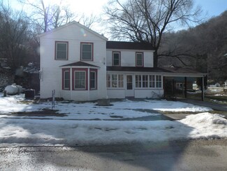 13163 Rock School Rd, Glen Haven, WI 53810