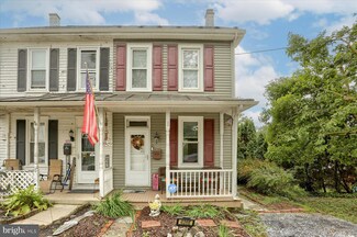 426 E Main St, Annville, PA 17003