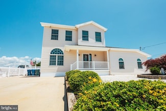 32 Lake Singleton Ct, Little Egg Harbor Township, NJ 08087