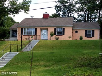 5700 Arapahoe Dr, Oxon Hill, MD 20745