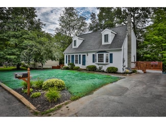 149 Mapleton Rd, Manchester, NH 03103