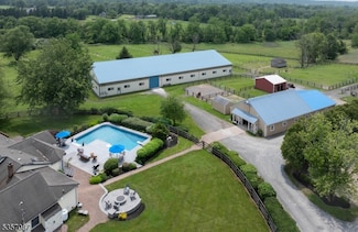 338 Rileyville Rd, Ringoes, NJ 08551