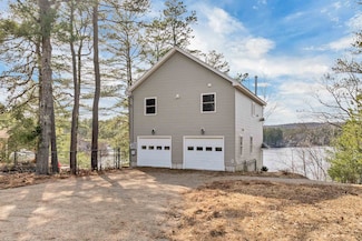 121 E Danforth Rd, Freedom, NH 03836