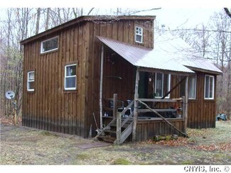16 Lone Pine Dr, Forestport, NY 13338