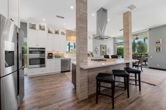47434 Medina Dr W, Palm Desert, CA 92260