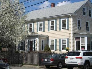 54 Commercial St, Lynn, MA 01905