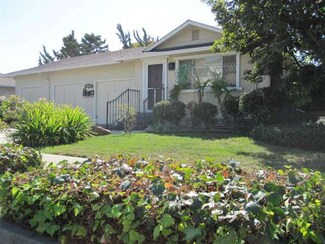 10070 Craft Dr, Cupertino, CA 95014