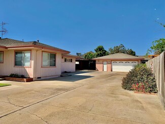 1255 Walker Dr, Soledad, CA 93960